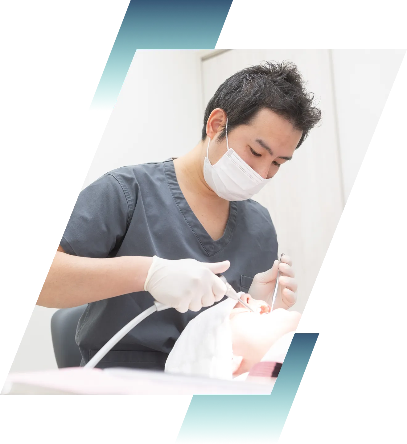 柏モディゼロデンタルクリニック 副院長 荻原光博の写真